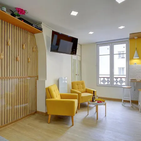 408 Montorgueil - Superbe à *